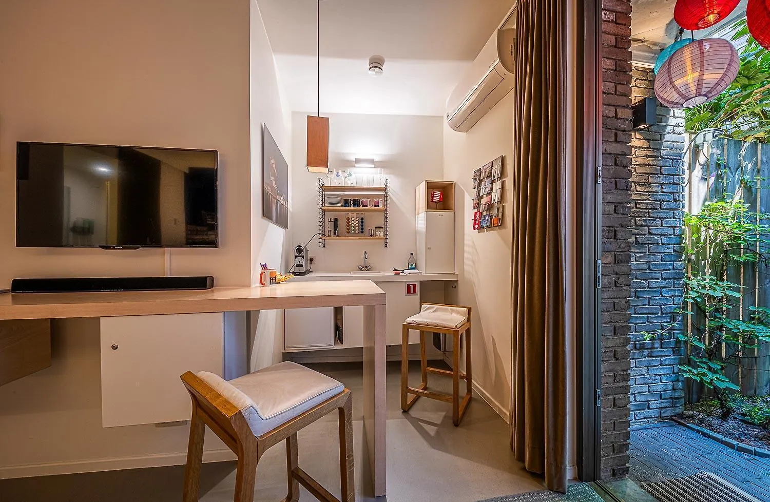 Antwerp For Two B&B Bed and breakfast
