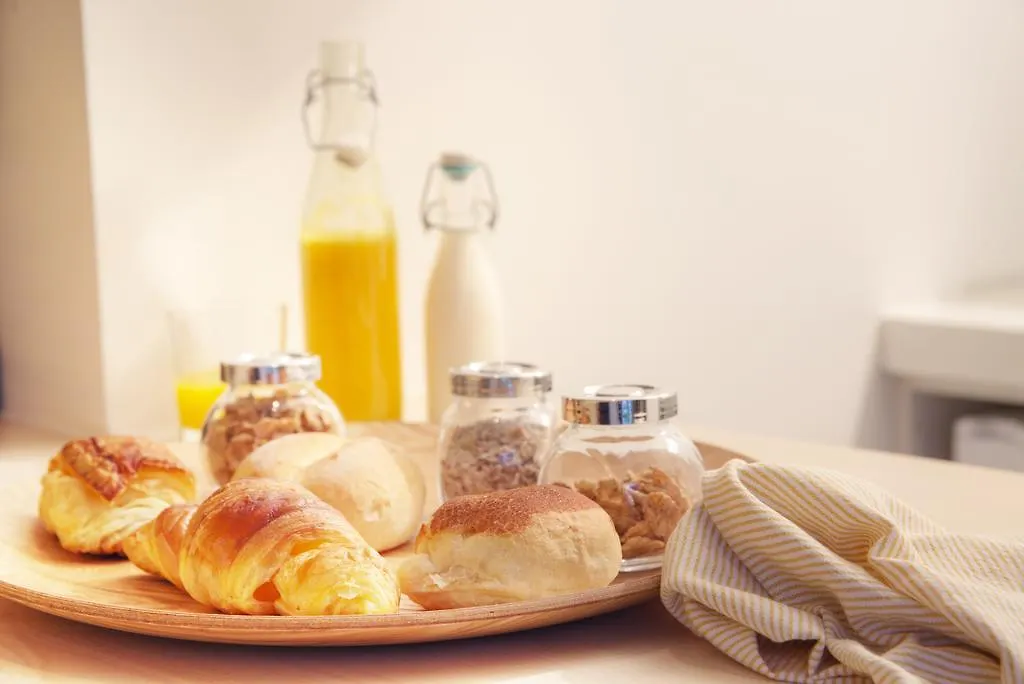 Antwerp For Two B&B Bed and breakfast